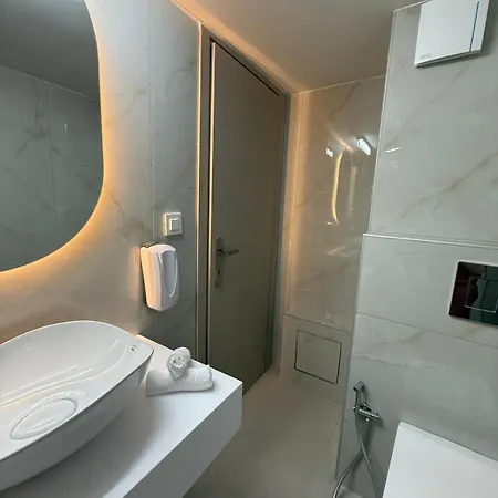 Meraki Luxury Retreat *