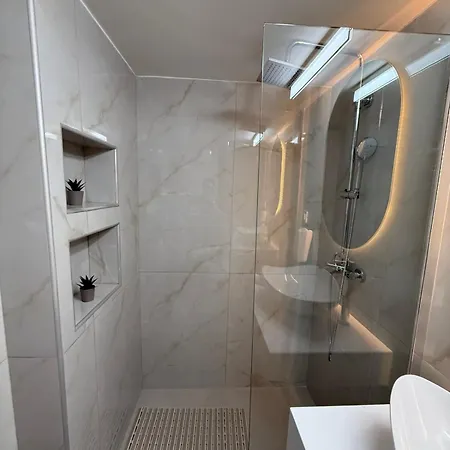 Meraki Luxury Retreat Apartment
